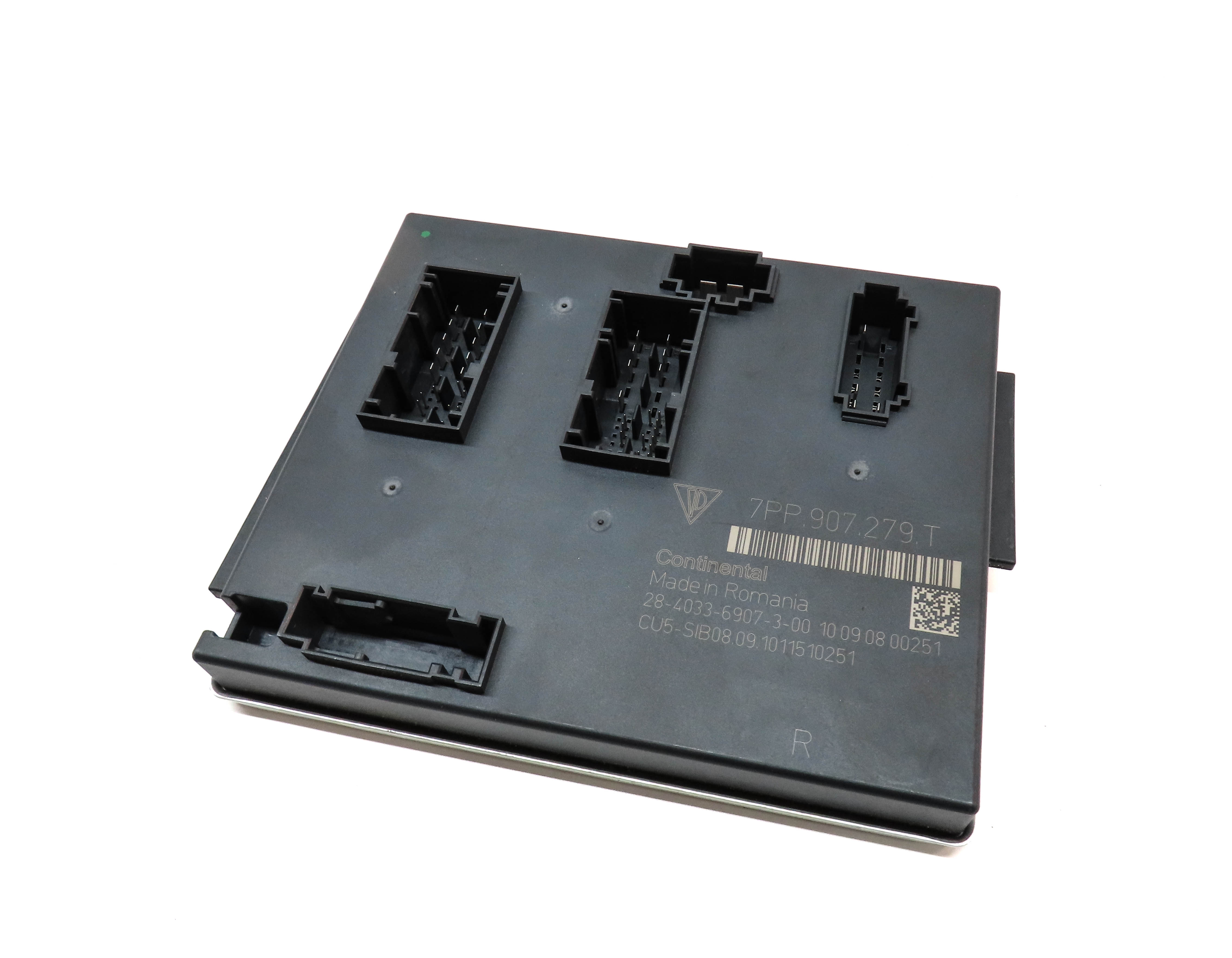 2011 PORSCHE CAYENNE (958) REAR SECTION BODY CONTROL MODULE COMPUTER BCM — exact item pictured